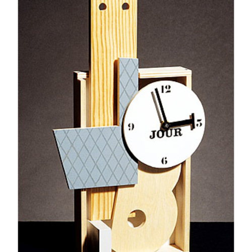 Jour wall or table clock                    Tasarımcılar :  Daniel Weil ve Gerard Taylor
