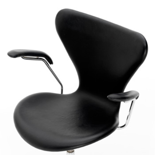 Modell 3207 VP Armlehnenstuhl der Serie 7 [Vollgepolstert] - Fritz Hansen - Arne Jacobsen Designerstuhl