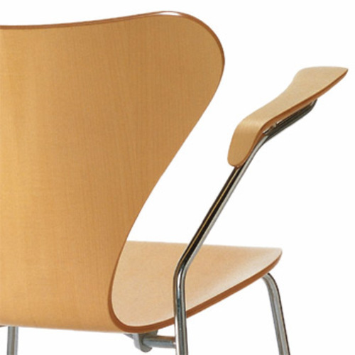 Modell 3207 HO Armlehnenstuhl der Serie 7 [Echtholzschale / Klarlackiert] - Fritz Hansen - Arne Jacobsen Designerstuhl