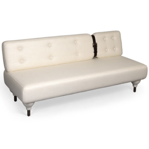 Mama Look Sofa mit Gürtel - Källemo - Anna Kraitz