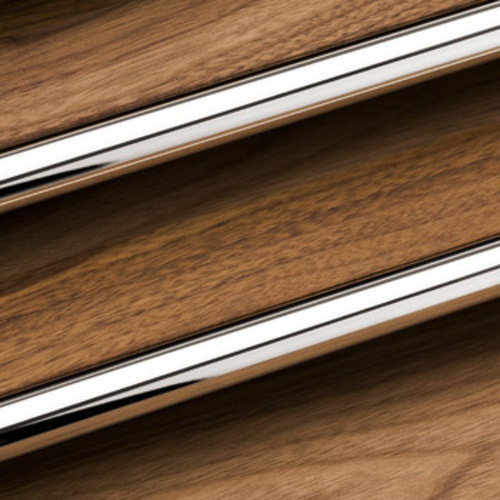 B 9 Pure Materials Nussbaum Beistell- und Satztische - Thonet - Marcel Breuer Couchtische