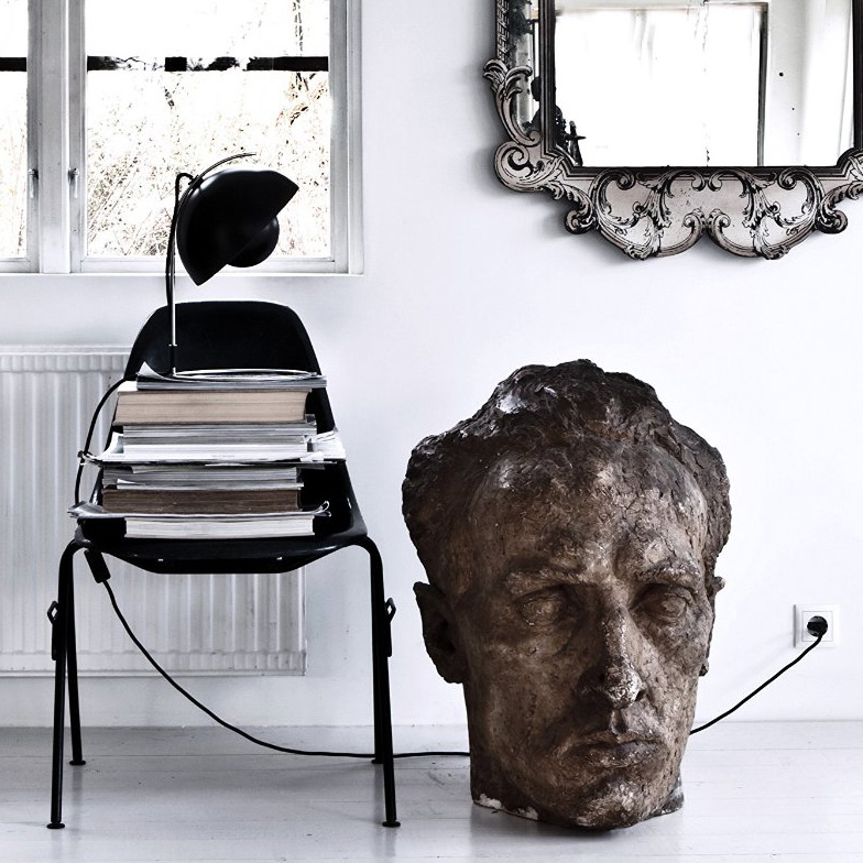 FlowerPot VP4 Matt Schwarz Tischleuchte - &Tradition 20739501 - Verner Panton