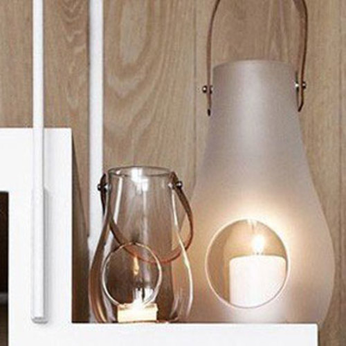 Design With Light Klare Laterne mit Lederhenkel [Höhe 16 cm] - Holmegaard 4343502 - Maria Berntsen