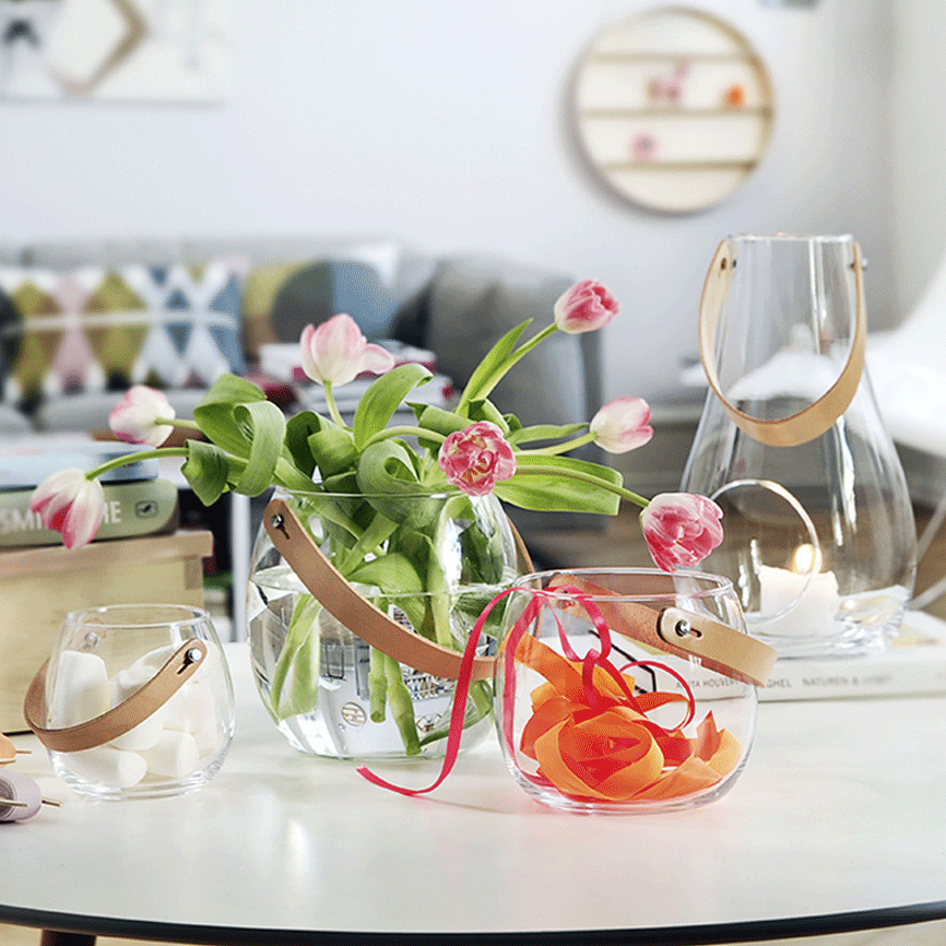 Design With Light Klare Glasschale mit Lederhenkel [Höhe 10 cm] - Holmegaard 4343516 - Maria Berntsen