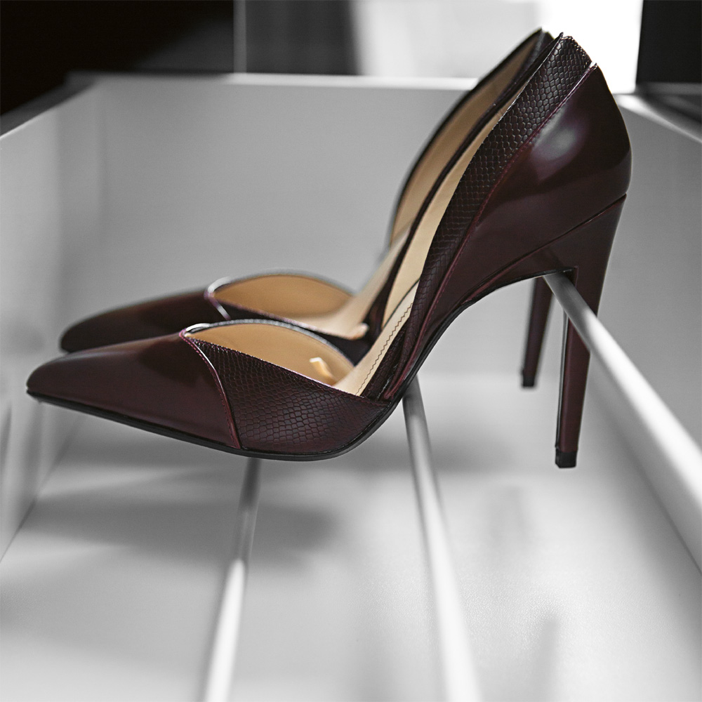 1350 Iltios Schuhschrank mit drei Schubladen - Sellamatt 1050-I I8 215 01 - Thomas Küchler