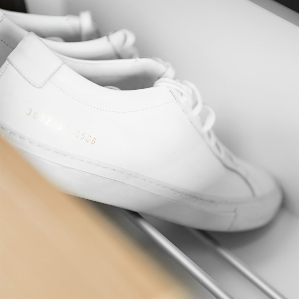 1350 Iltios Schuhschrank mit drei Schubladen - Sellamatt 1050-I I8 215 01 - Thomas Küchler