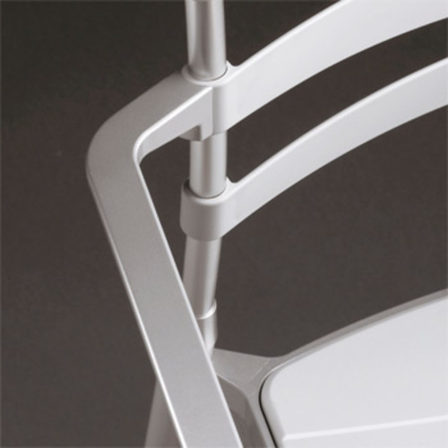 KS 210 Ice Stuhl mit Armlehnen - Fritz Hansen - Kasper Salto Kunststoffstuhl