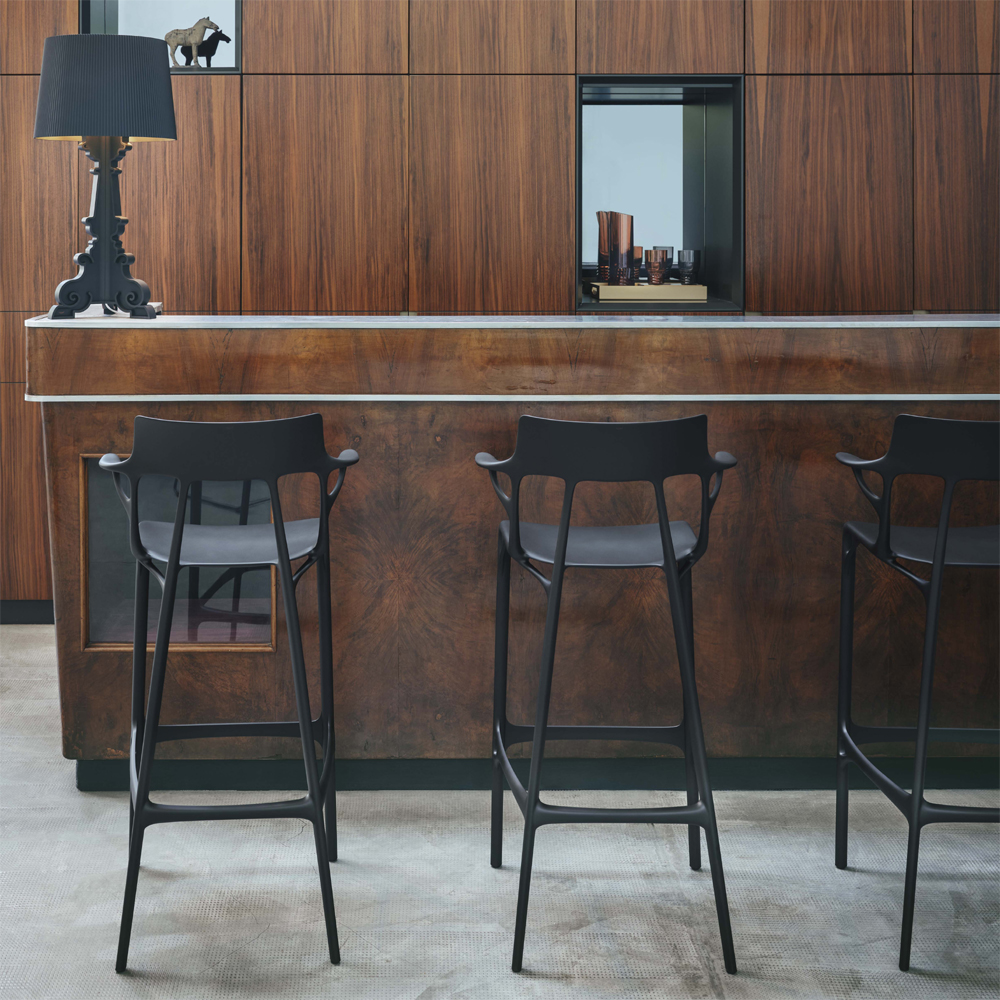 A.I. Stool Recycled Sitzhocker Schwarz [Höhe 65 cm] - Kartell 5888NE - Philippe Starck