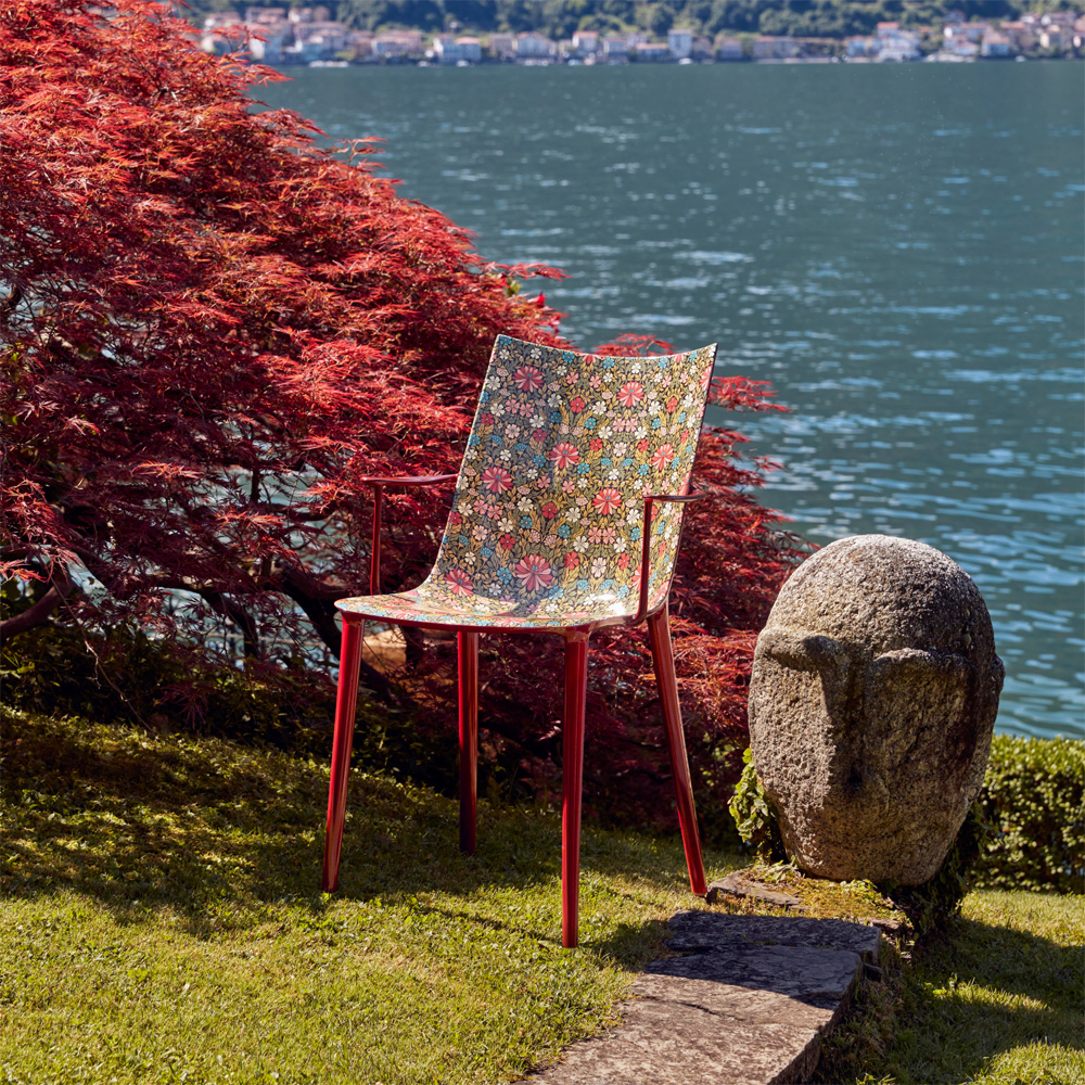 H.H.H. Graphic Impression Stuhl in Weiß / Bordeaux / Blau / Grün - Kartell 05919BE / 05919XQ / 05919UH / 05919VM / 05919BP / 05919UK / 05919UO - Philippe Starck