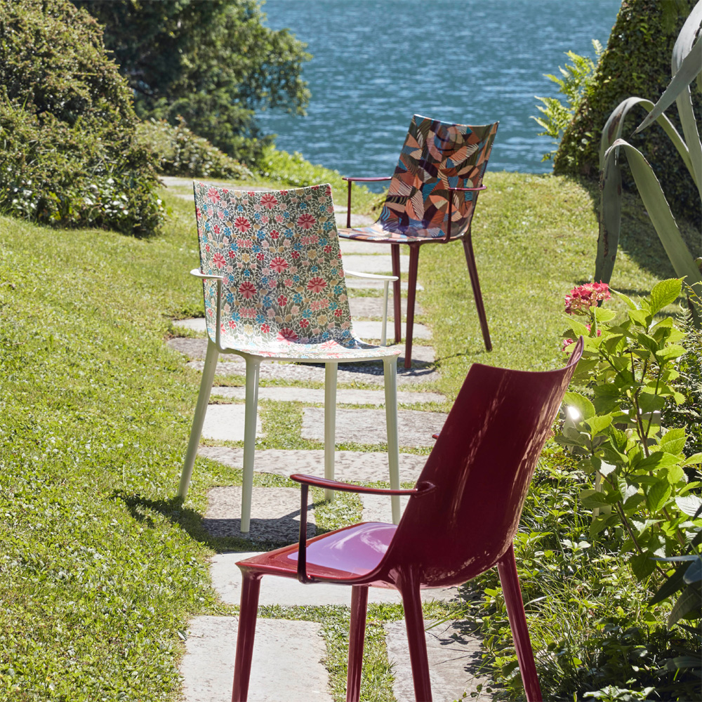 H.H.H. Graphic Impression Stuhl in Weiß / Bordeaux / Blau / Grün - Kartell 05919BE / 05919XQ / 05919UH / 05919VM / 05919BP / 05919UK / 05919UO - Philippe Starck