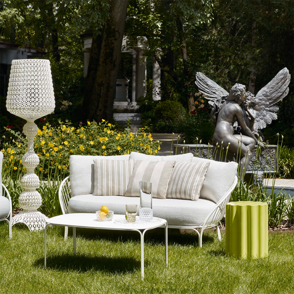 Hiray Sofa mit 3 Hauptkissen Outdoorsofa - Kartell 6210BB / 6210BU / 6210NE / 6210RR / 6210VV - Ludovica Serafini + Roberto Palomba