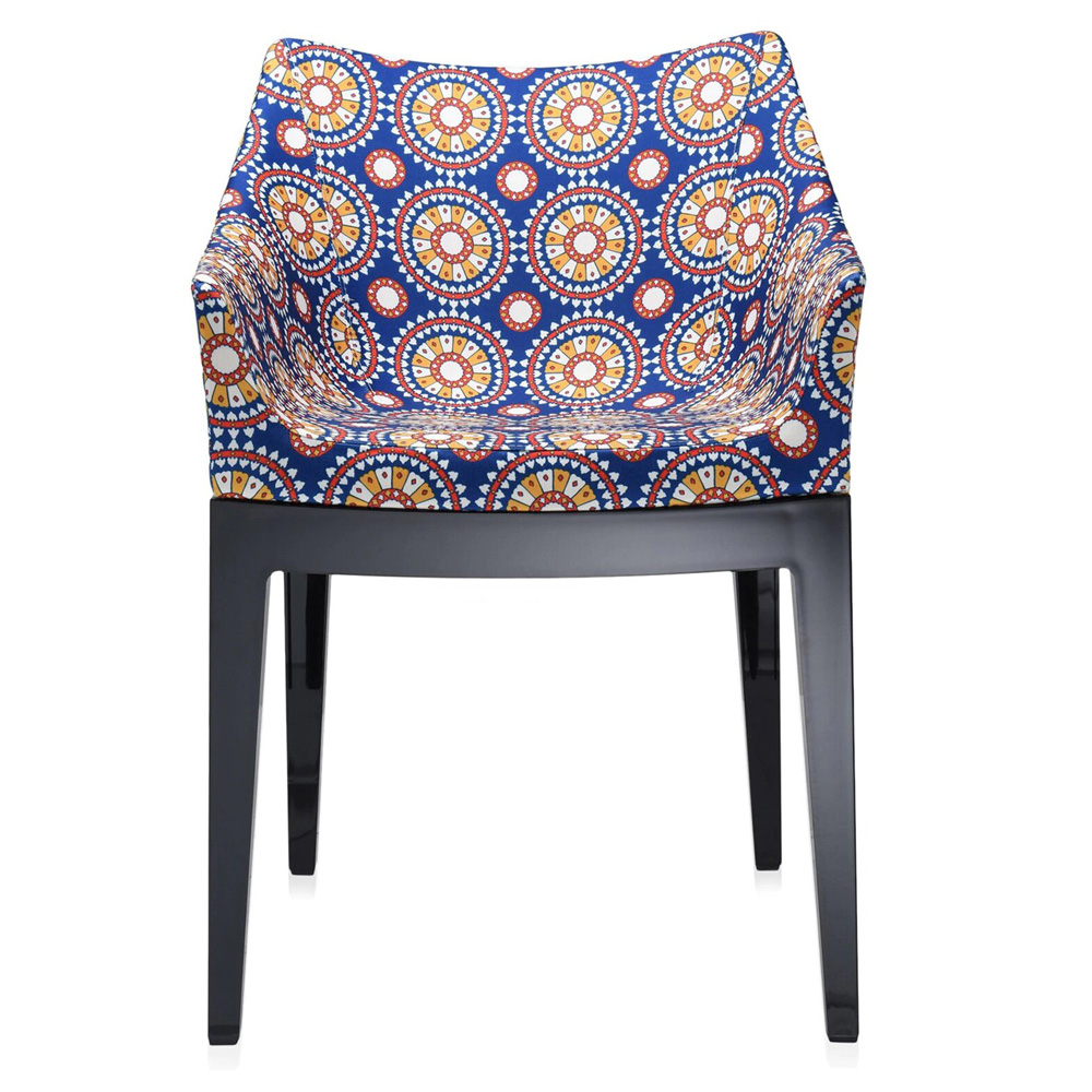 Madame Armlehnstuhl La Double J. Ruote Räder [Gestell Schwarz] - Kartell z5838 NF / 48955 09 / 58380 FF - Philippe Starck