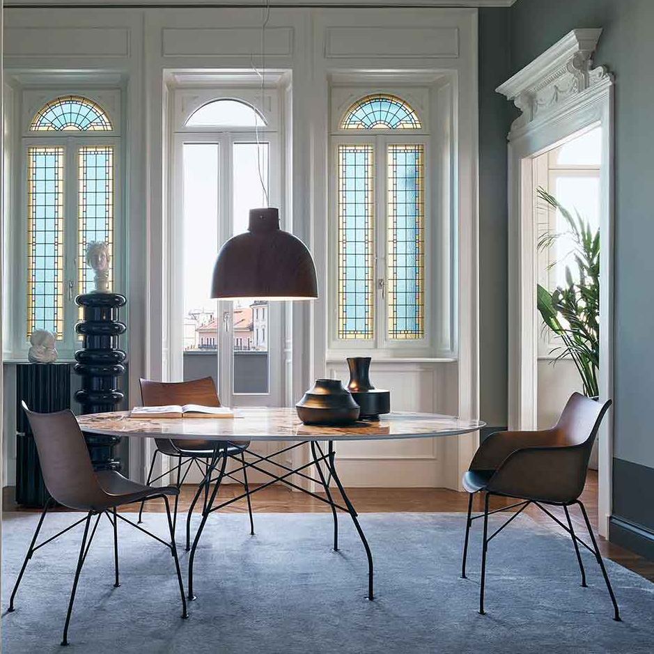 Q/WOOD Armlehnstuhl Esche Dunkel / Gestell Schwarz [Starke Holzmaserung] - Kartell 4914 SN - Philippe Starck