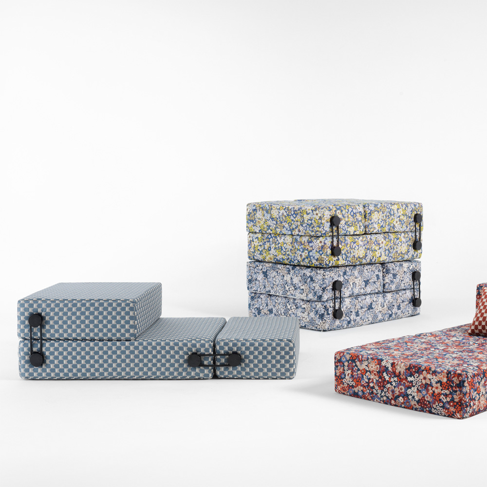 Trix Outdoor Liberty Daybed Obi Check Blau [06047OB] - Kartell 06047OB - Piero Lissoni