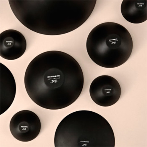 Krenit Bowl White [Durchmesser 38 cm] - Normann Copenhagen - Herbert Krenchel Weiße Tischschale