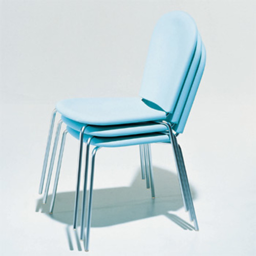 Kiss B/ C - Piiroinen - Sari Anttonen