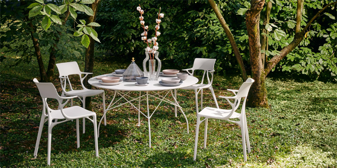 A.I. Stuhl von Philippe Starck für die Kartell Designkollektion entworfen