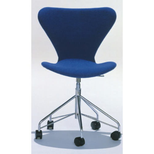 3117 Modell Serie 7 Drehstuhl mit Rollen - Arne Jacobsen - Fritz Hansen
