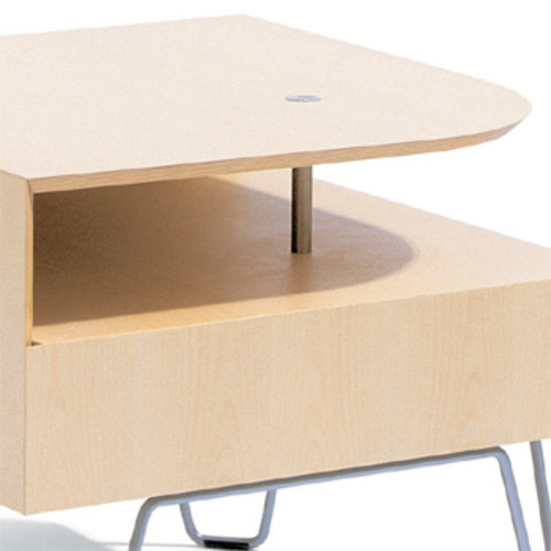 Qvarto Table L10 - Bla Station - Börge Lindau